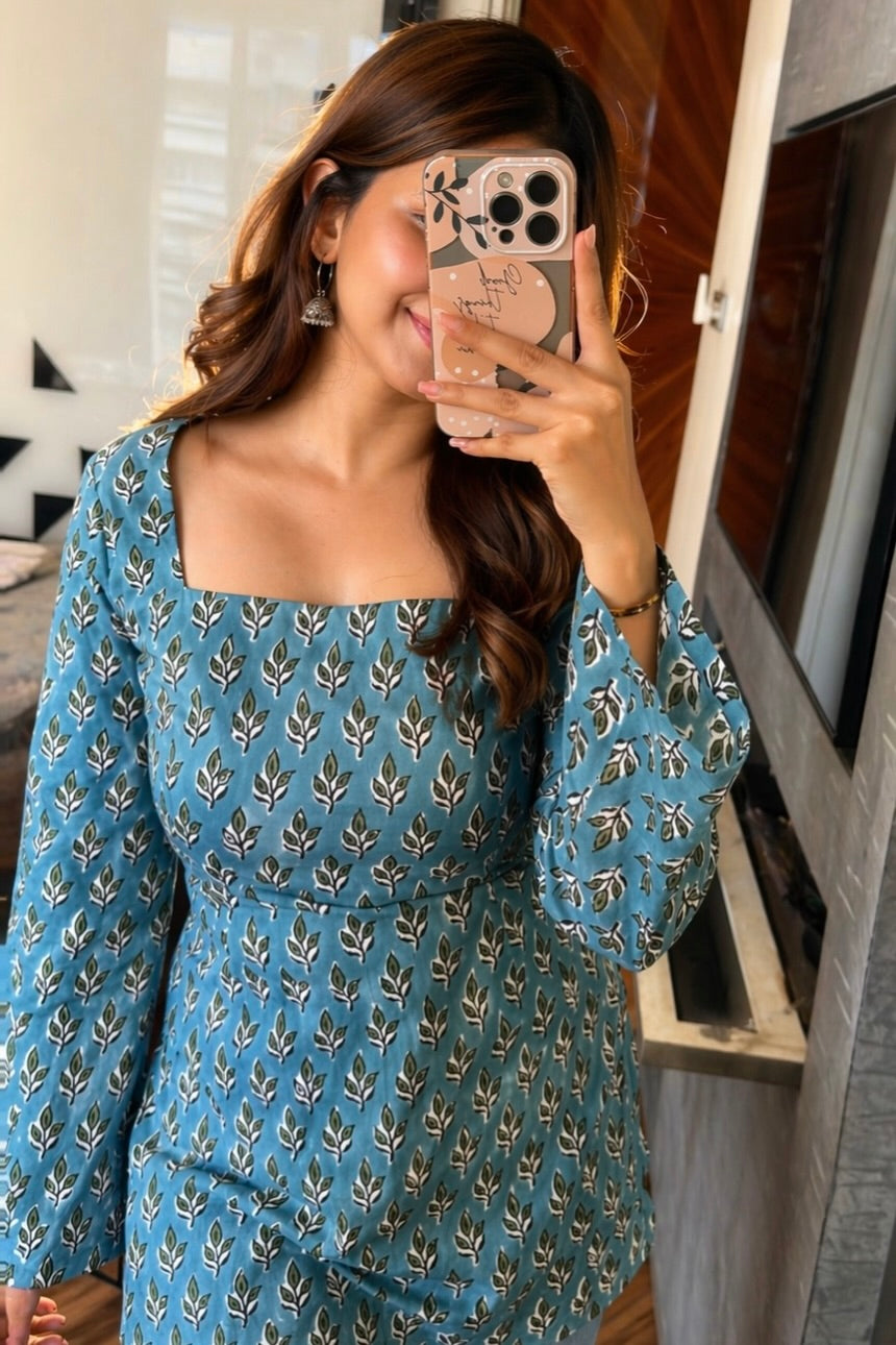 Meera square neck kurti
